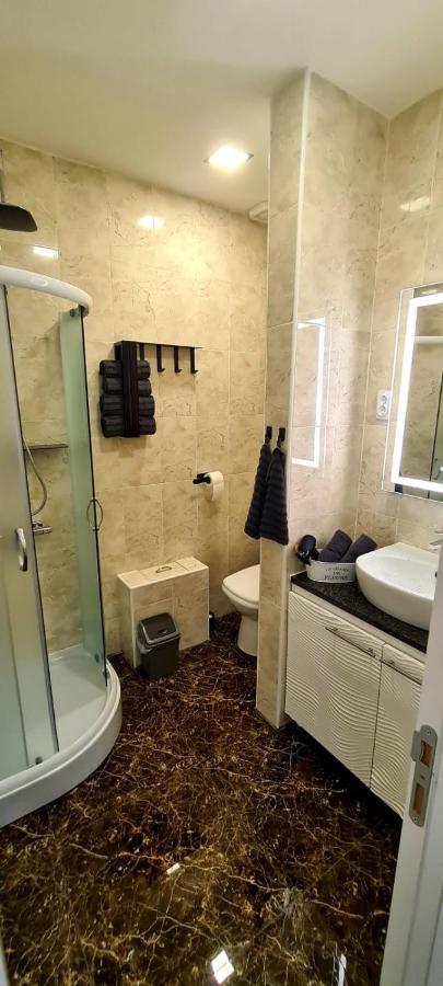 Fantastic Place Апатин Екстериор снимка